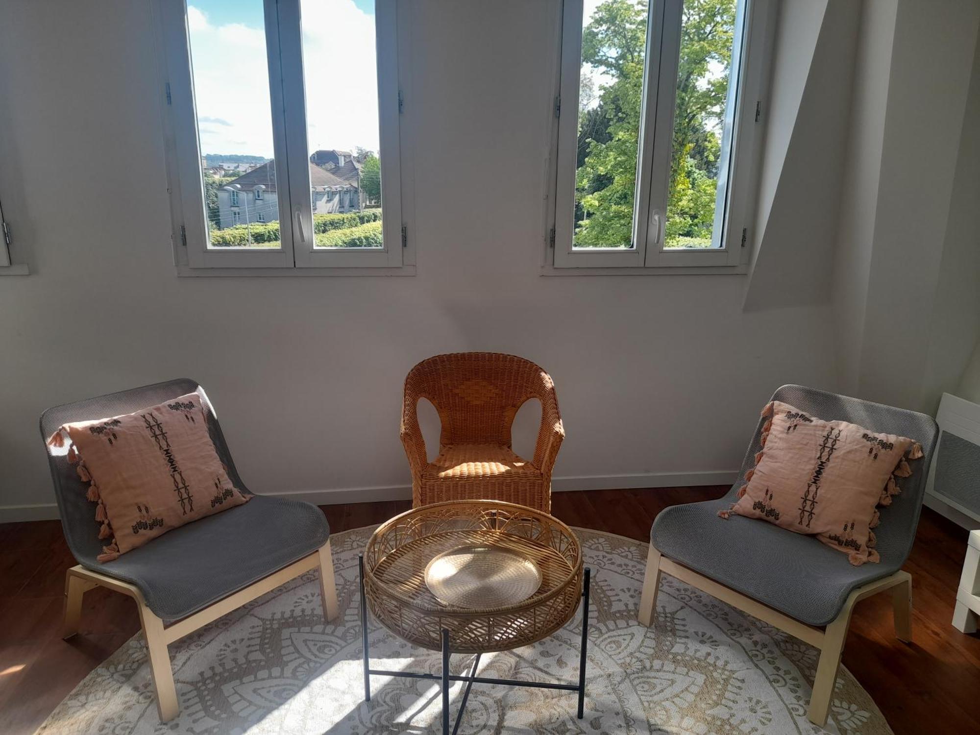Dans Petit Chateau En Centre