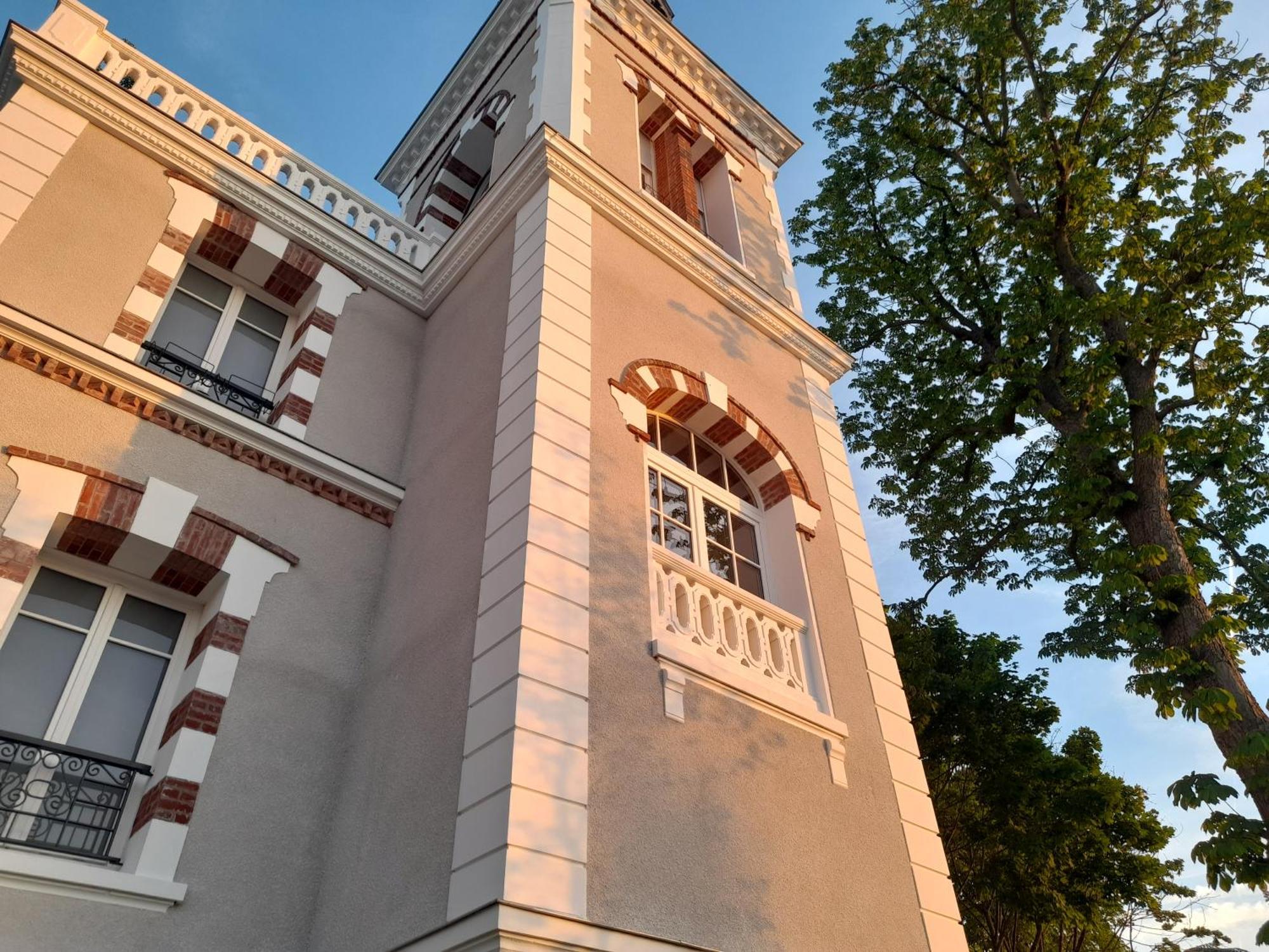 Apartment Dans Petit Chateau En Centre
