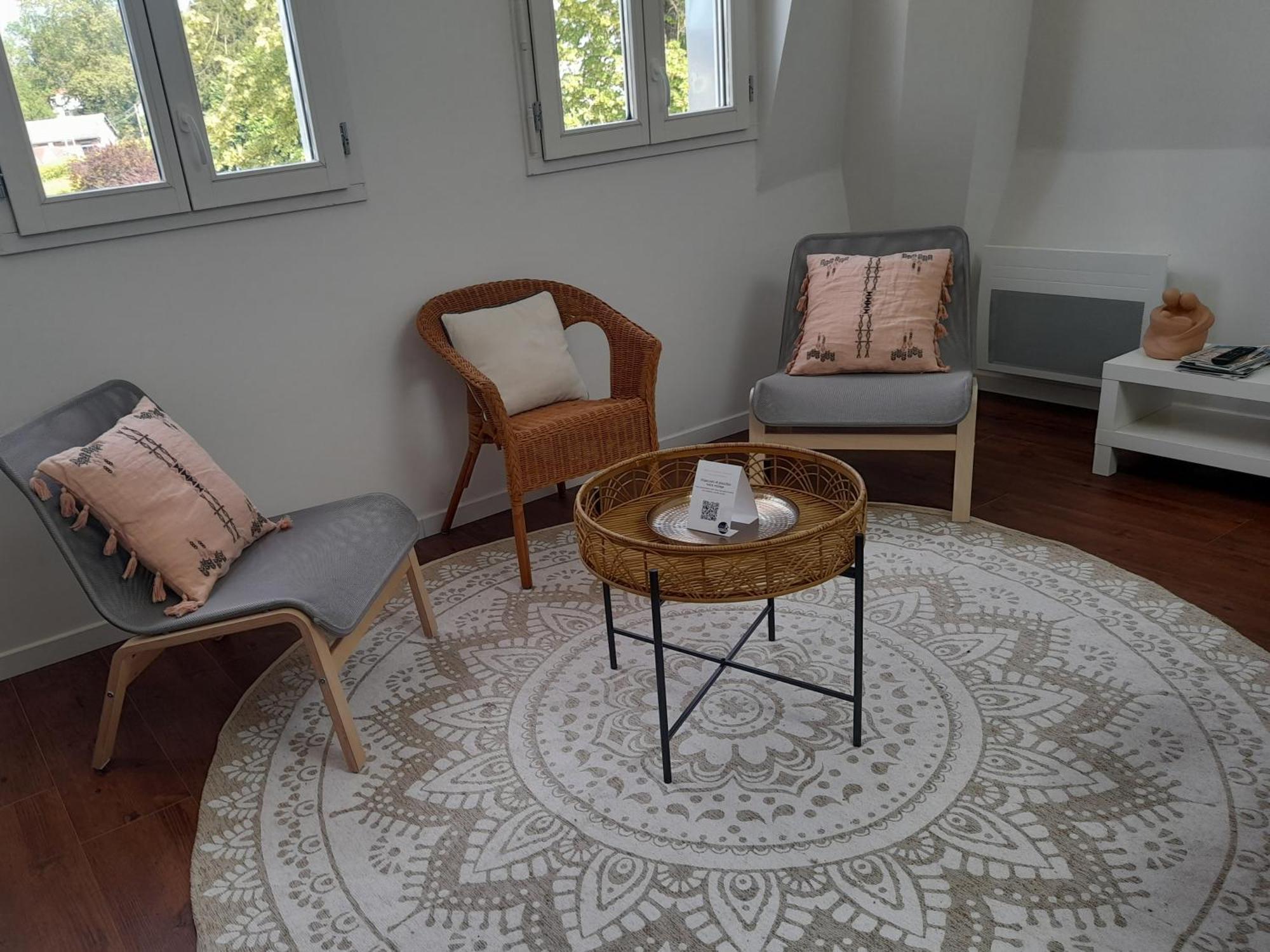 Dans Petit Chateau En Centre Apartment *